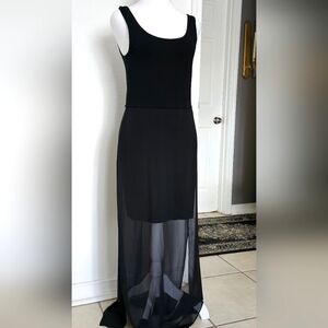Vince Camuto Elegant Black Sheer Maxi Dress Size Small